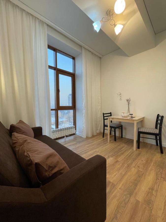 Mini Cozy Corner #1 Apartman Almati Kültér fotó